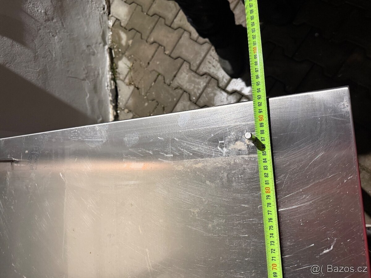 Podstavec/nerezový stůl se zarážkami - 4