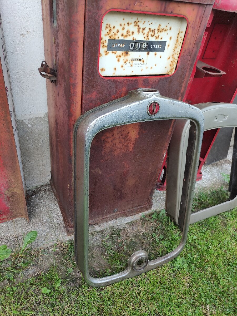 Maska na Fiat 515 - 4