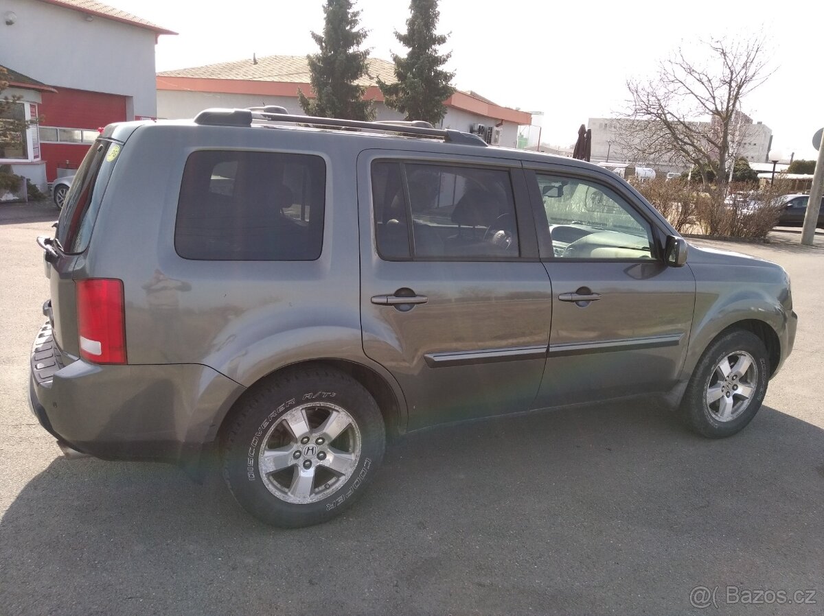 Honda Pilot 3.5V6-4x4,8 míst,LPG - 4