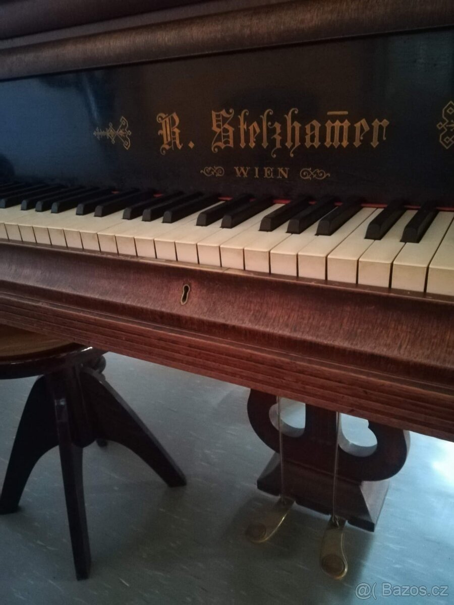Klavír - 4