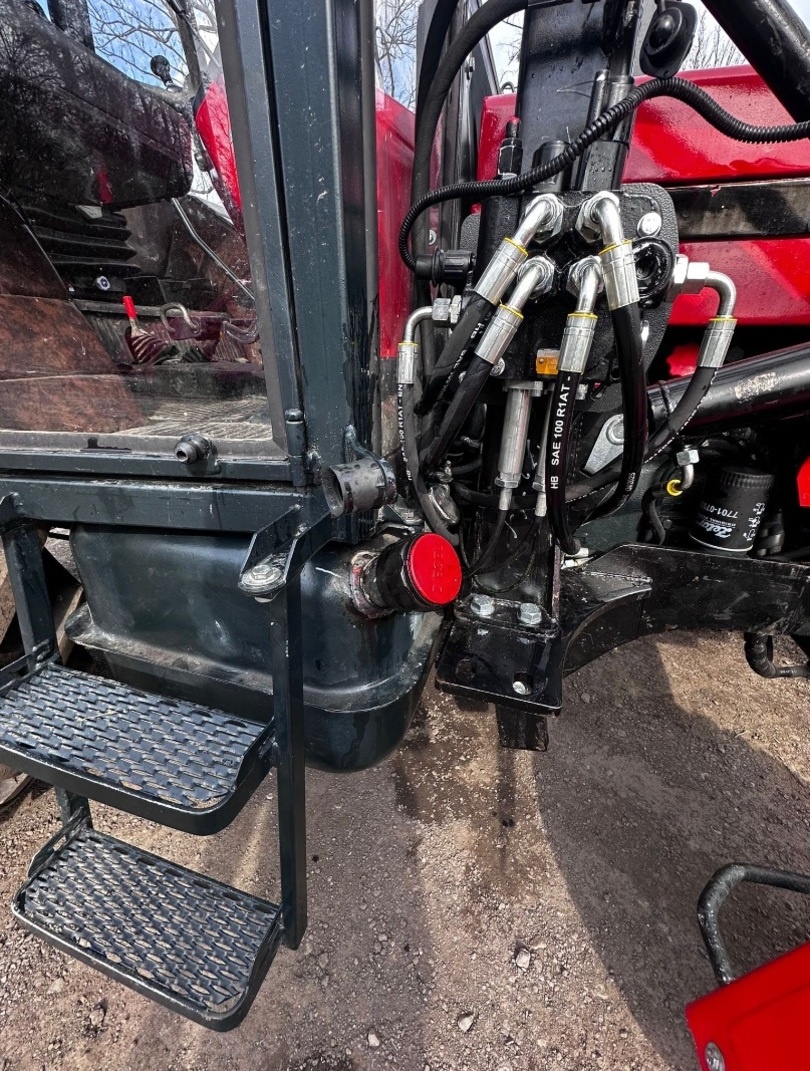 Montáž čelních nakladačů - 4