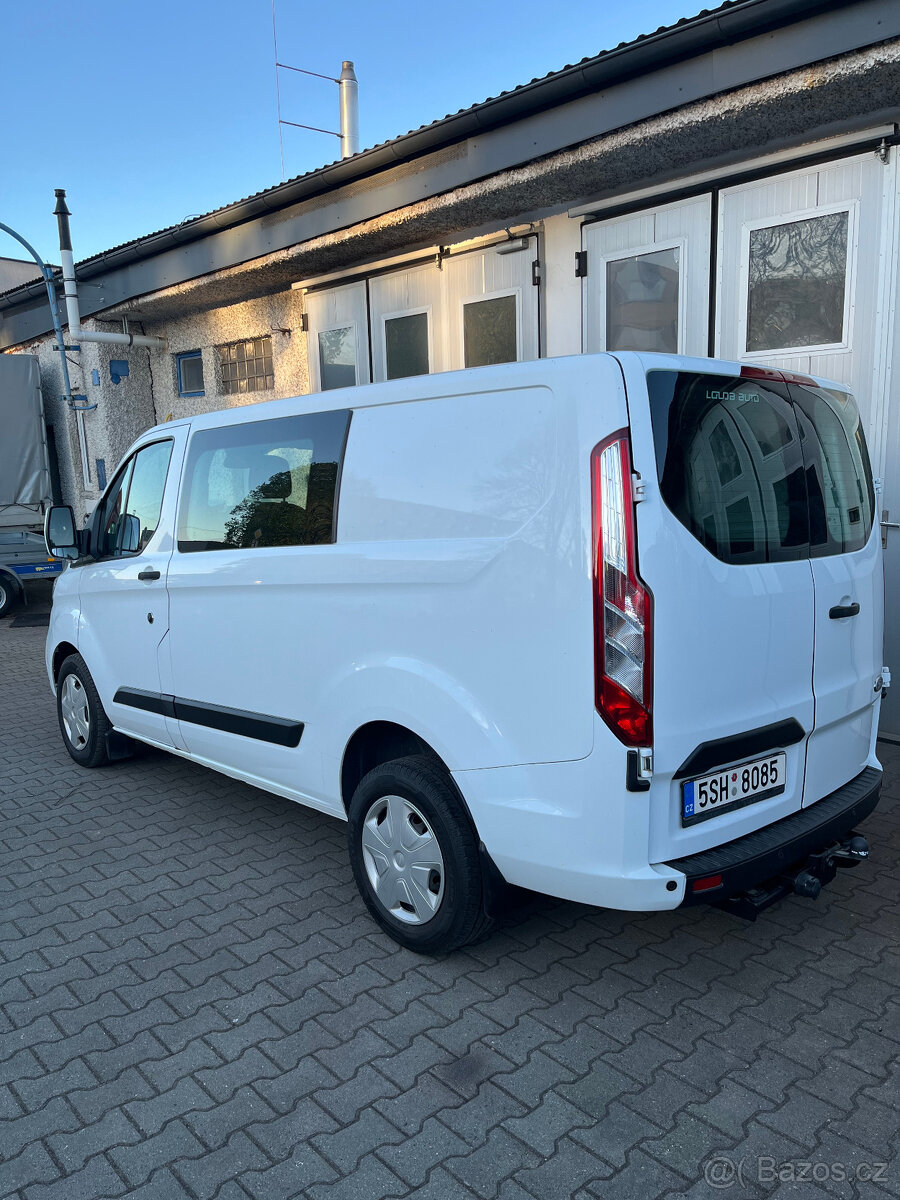 Ford Transit Custom 6 míst - 4