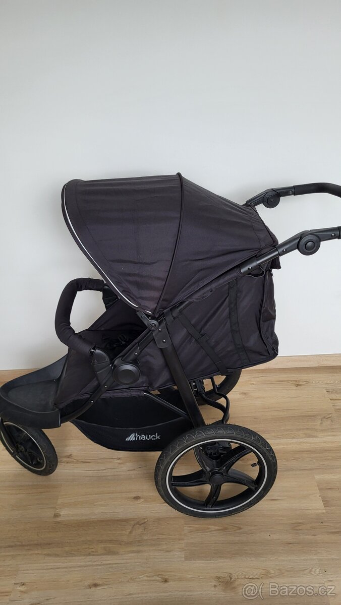 Prodám sportovní kočárek Hauck Runner black - 4