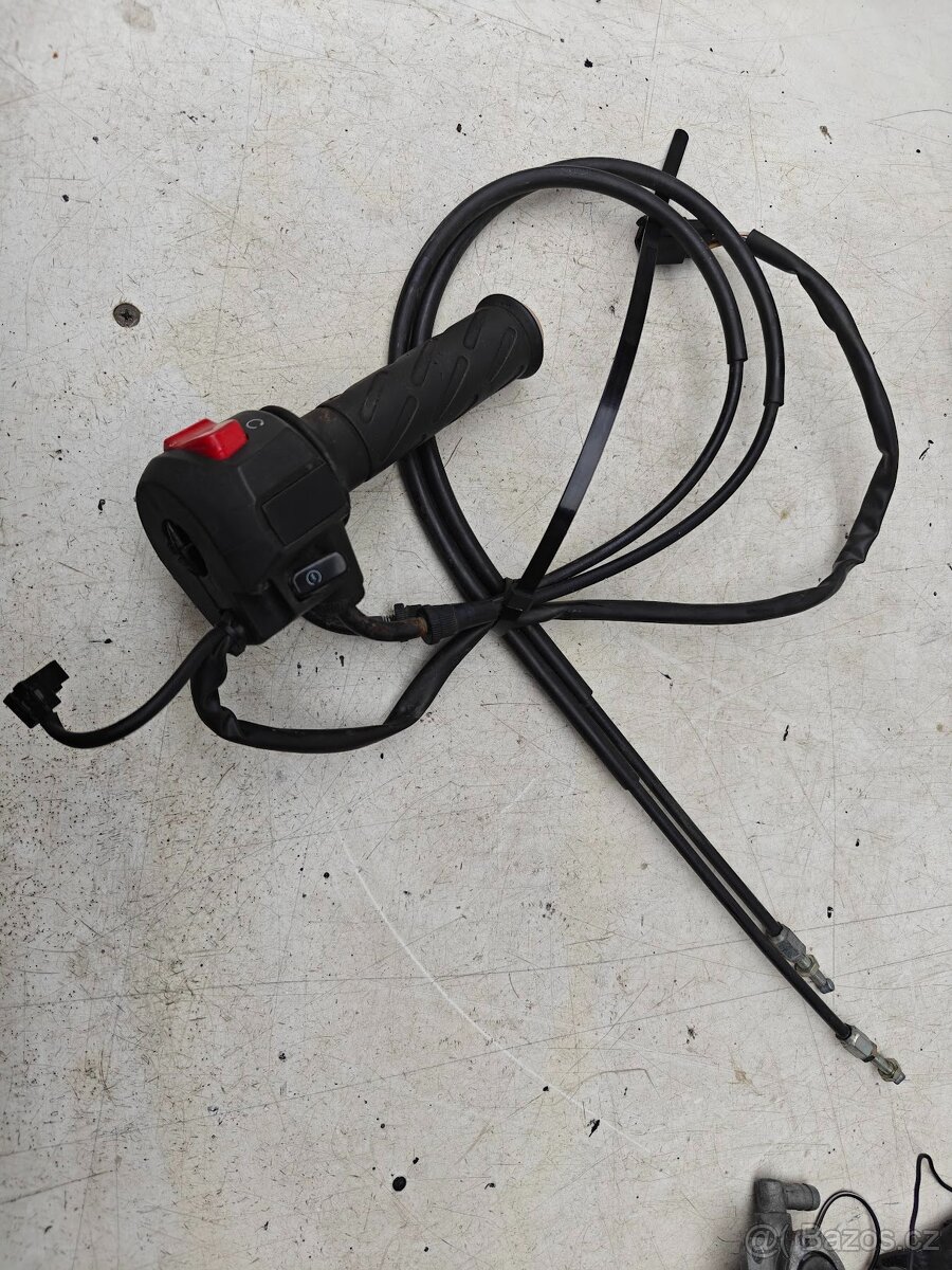 Suzuki GS 500 - brzda - ovladače - 4