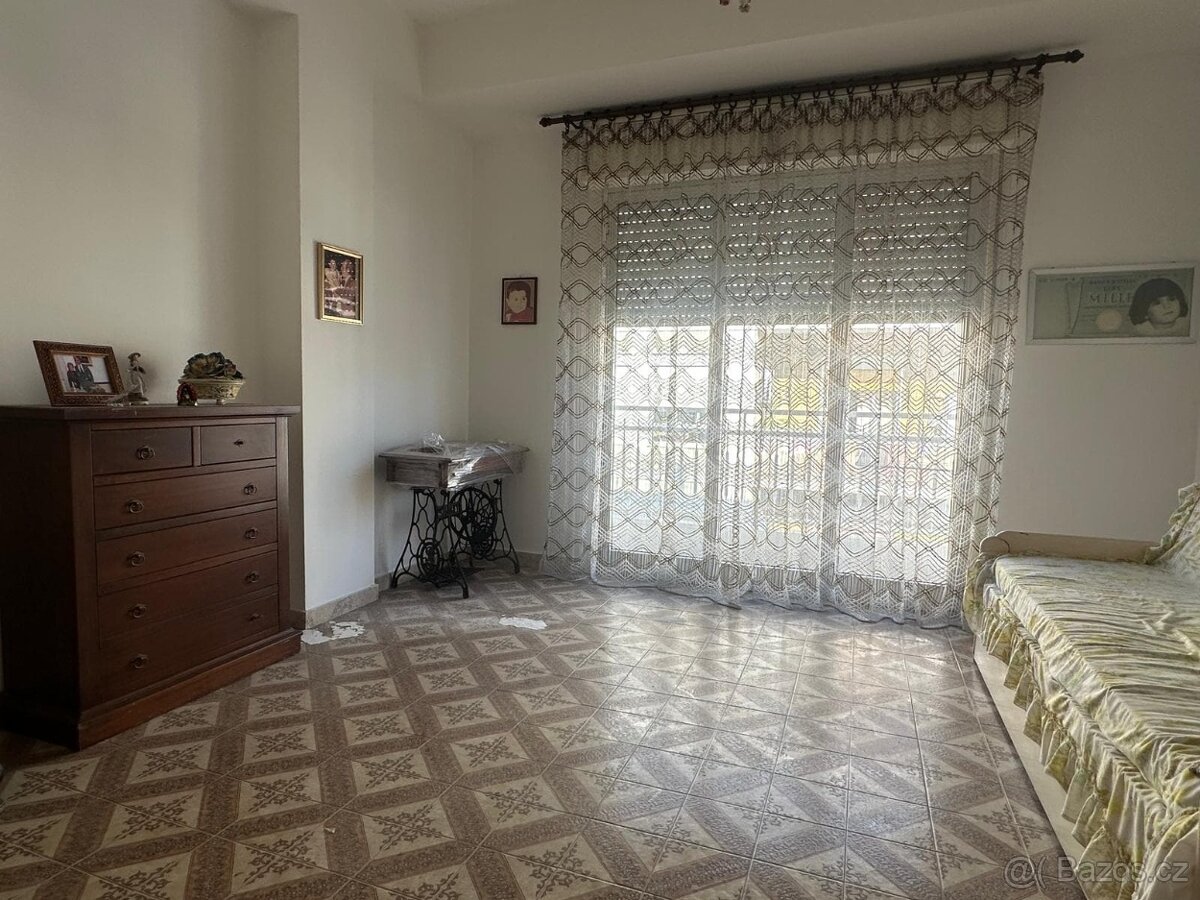 Sicílie, prodej bytu 5+1, 159 m2, Barcellona Pozzo di Gotto - 4