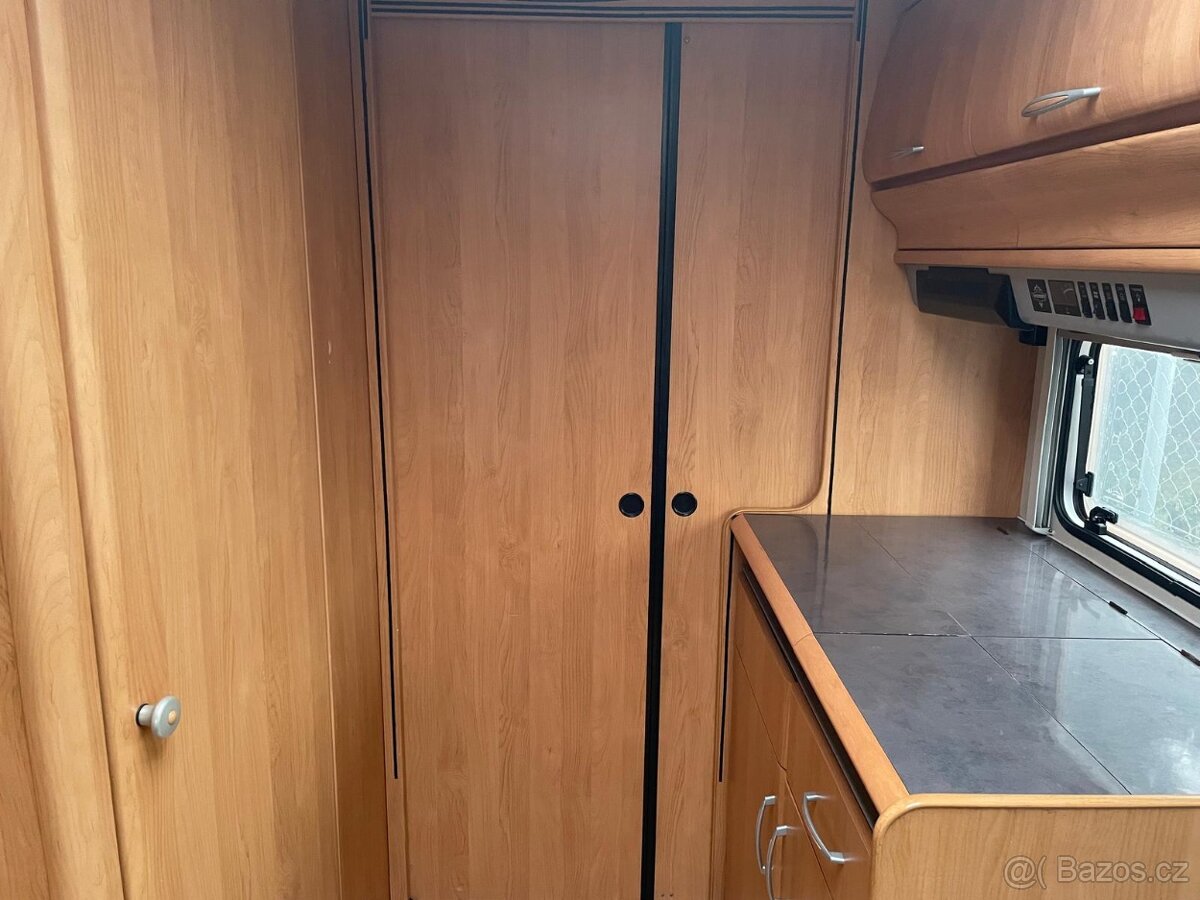 Hobby Excellent 450, 4 osoby, bojler, rozfuk, wc, stan - 4