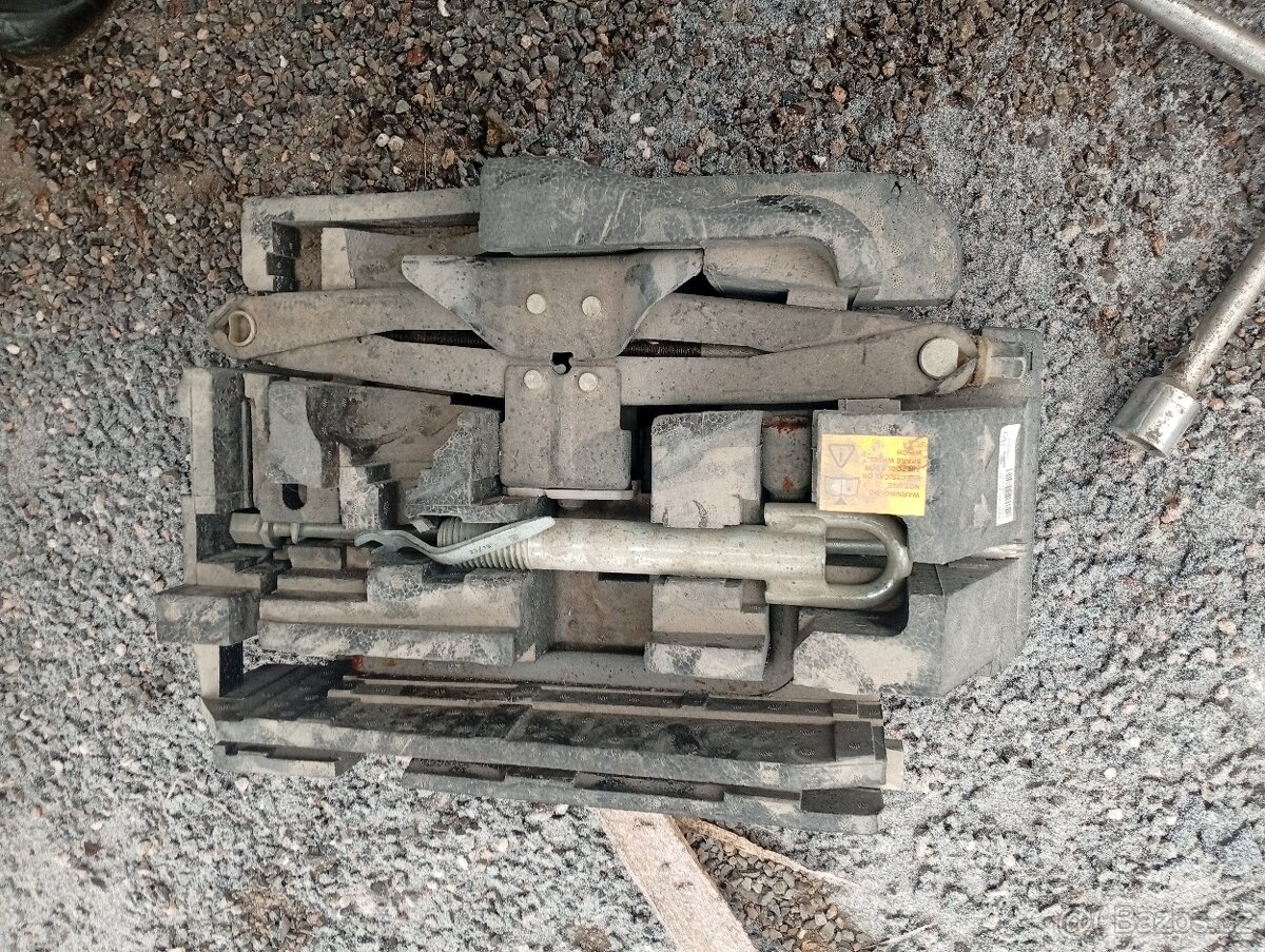 RENAULT MASTER 3, OPEL MOVANO ORIG. NÁŘADÍ DO AUTA - 4