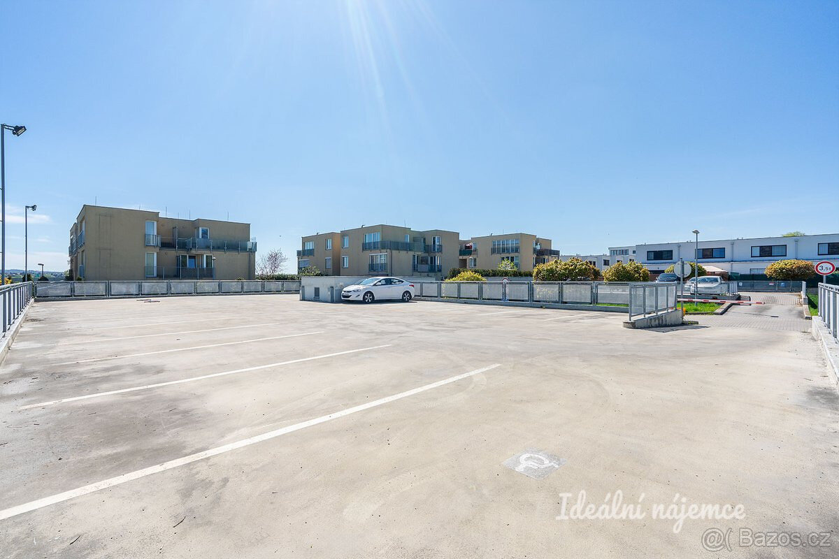 Pronájem bytu 2+kk - 4