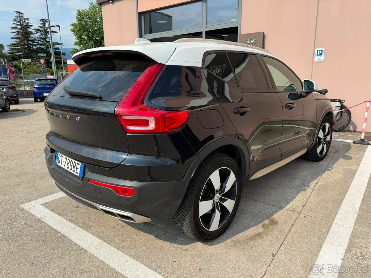 Volvo XC40 2.0 benzín - 4