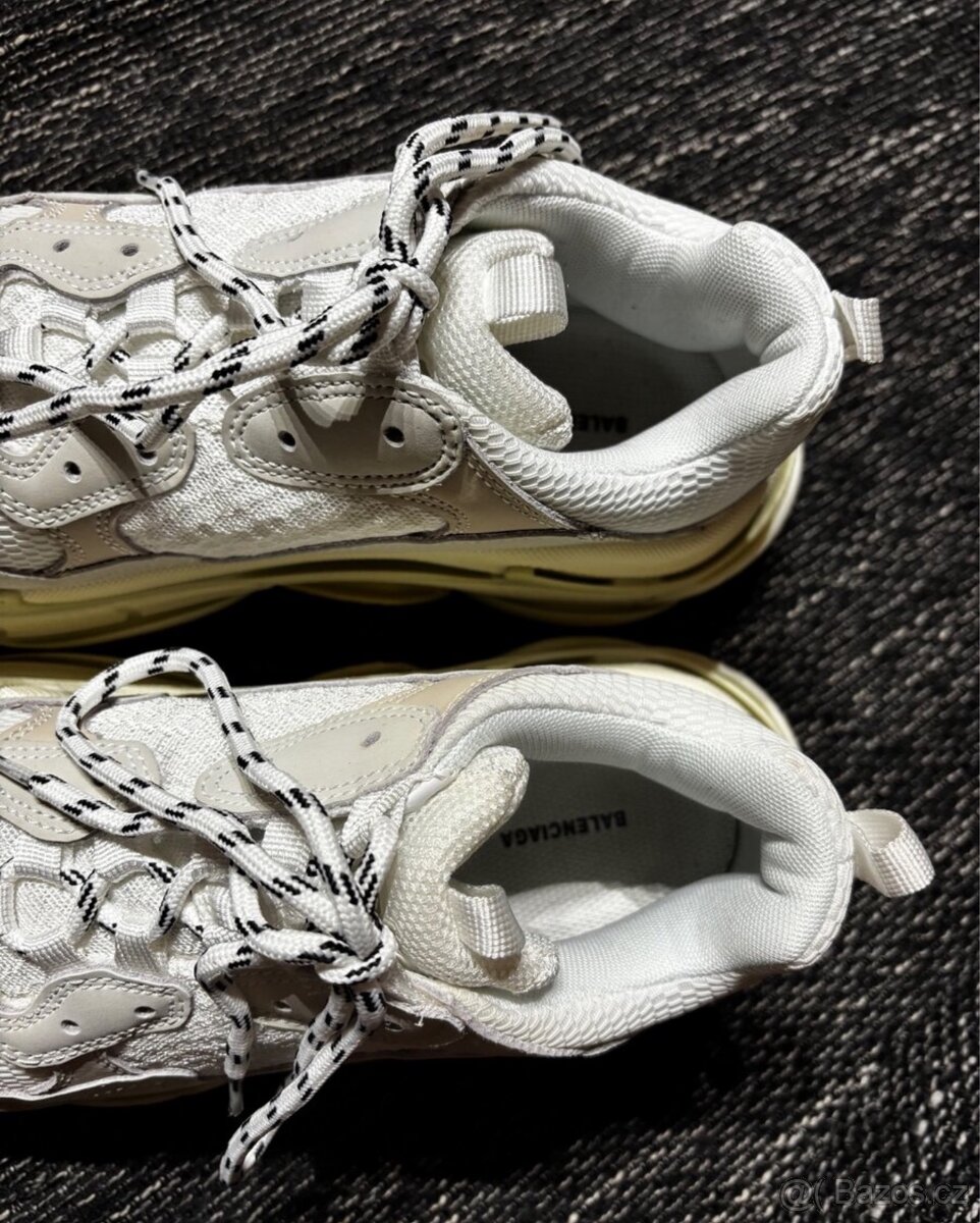 Balenciaga Triple S - 4