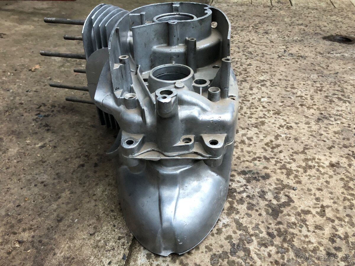 Kartery Jawa 350 panelka + válce - 4