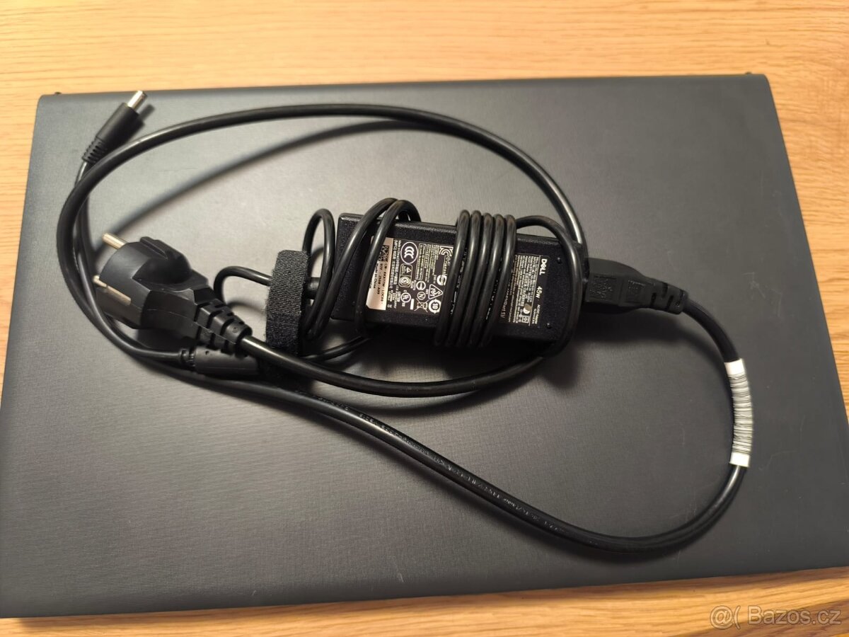 Dell Vostro 3515 - 4