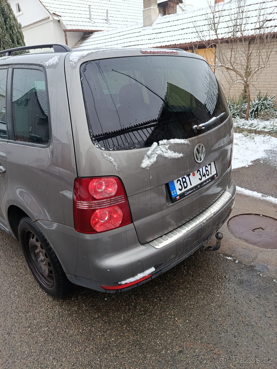 VW Touran 1.9 TDI 77 kw2007 - 4