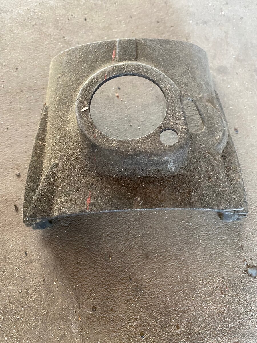 Prodam kryt karburatoru Jawa - 4