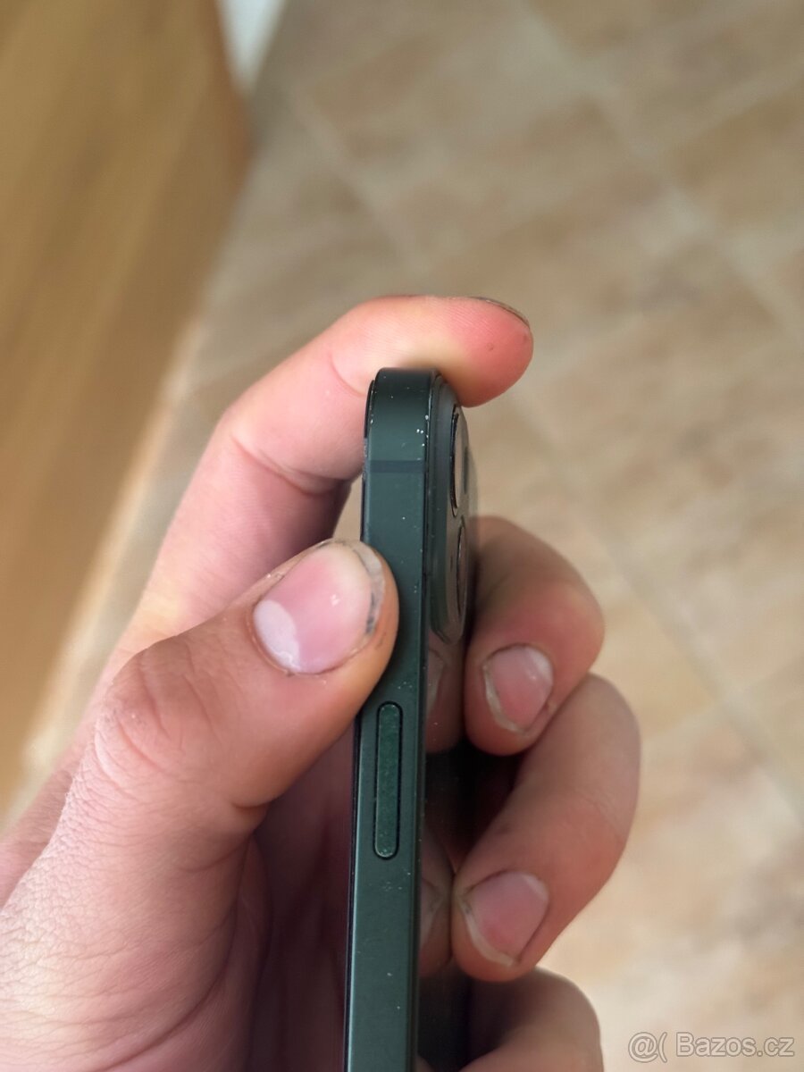 IPhone 13 - 4