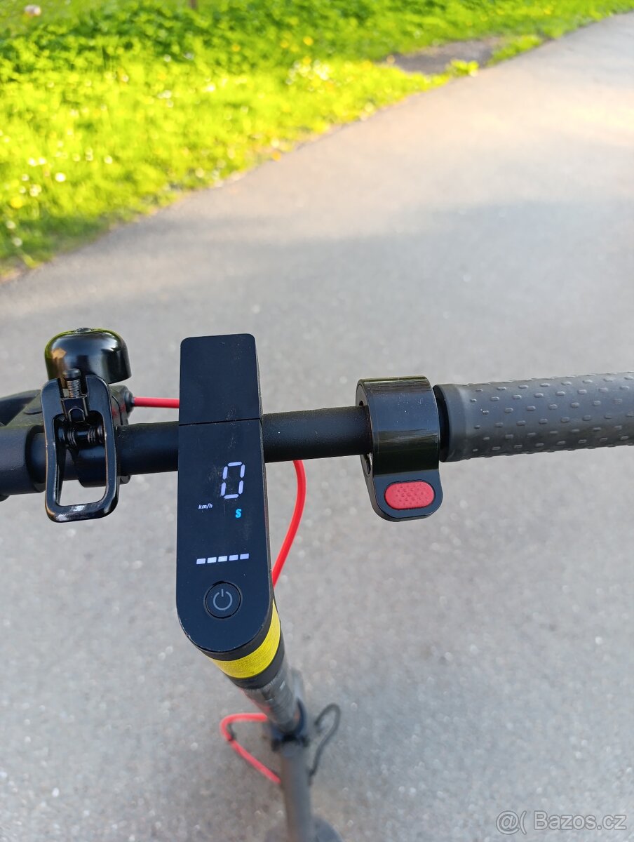 Koloběžka Xiaomi Pro 2 - 4
