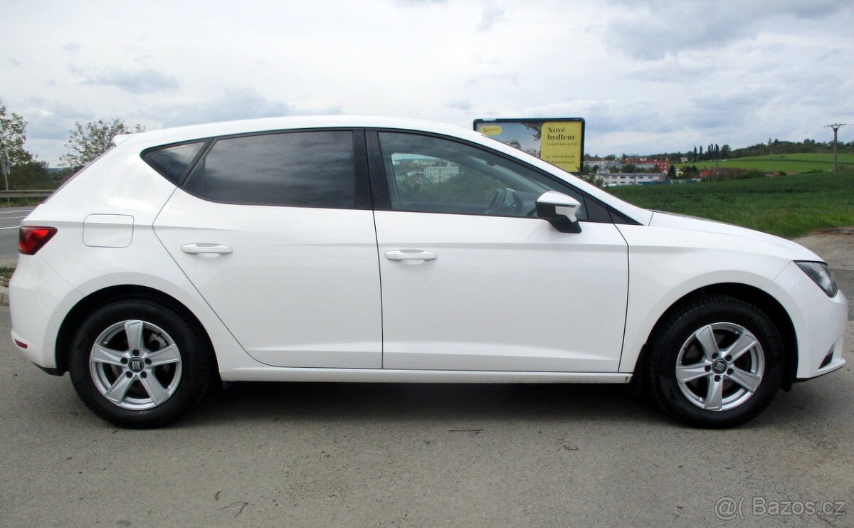 Seat Leon 1,2 TSi 77kW STYLE FULL LED - 4