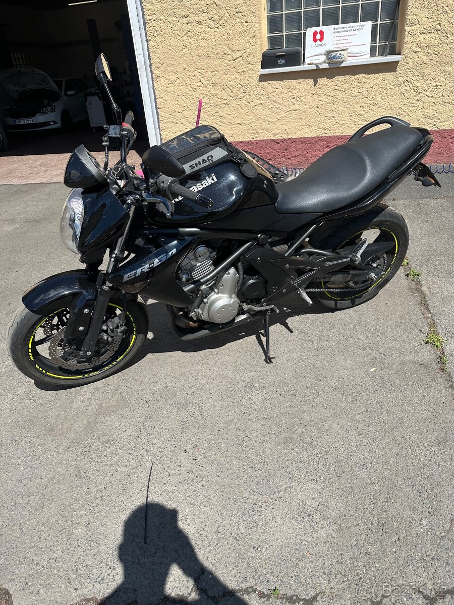 Kawasaki ER6N - 4
