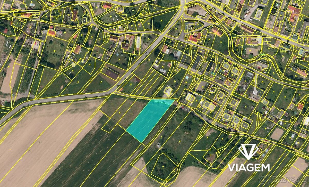 Stavební - bydlení 3 642 m² - 4