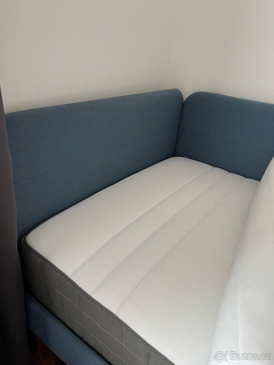 Postel s matrací IKEA - 4