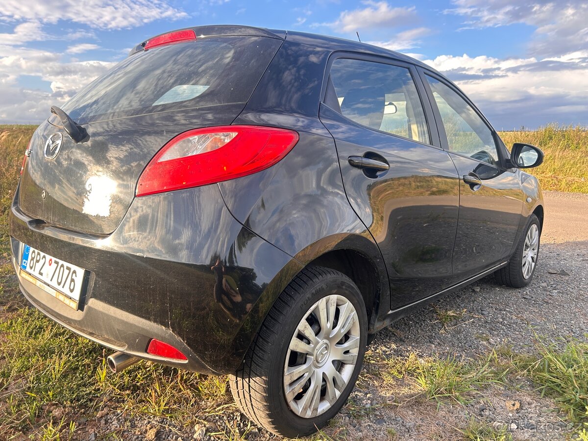 Mazda 2 1.3i - 4