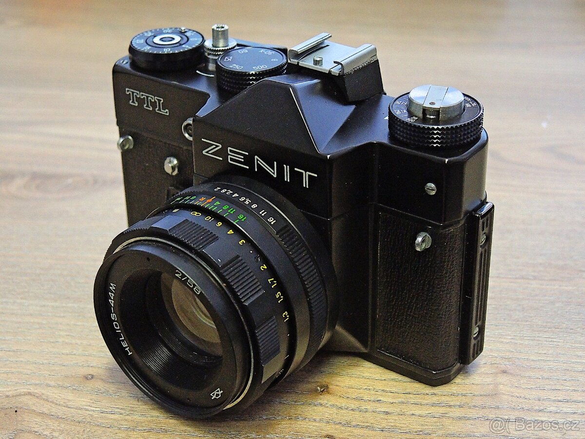 Zenit TTL + Helios 44M + blesk - 4
