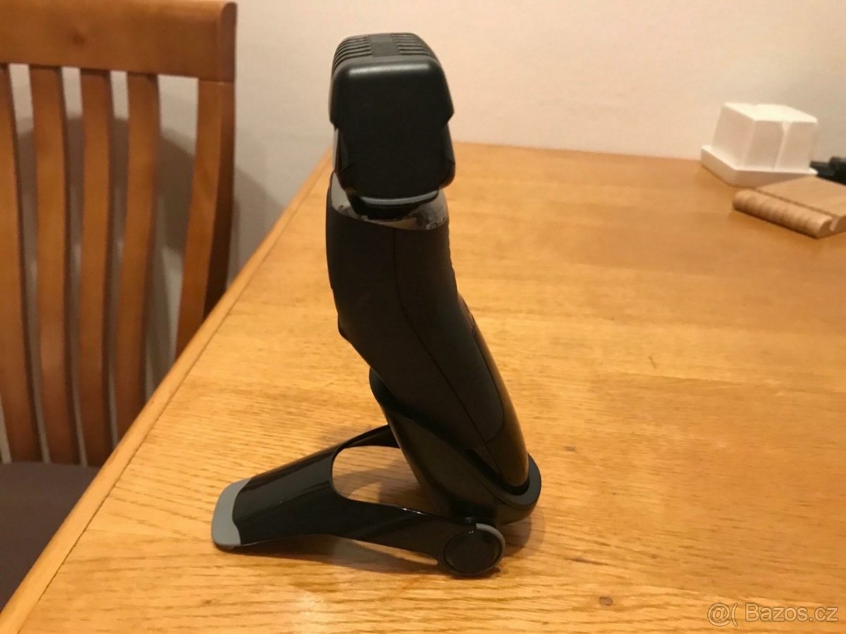 Holící strojek Remington XF8700 - nepoužitý - 4