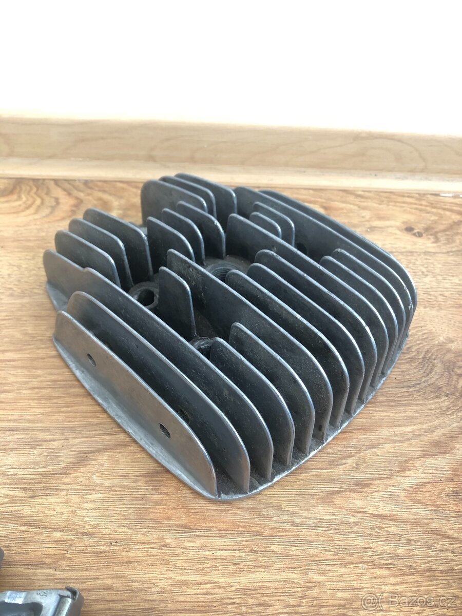 Prodám náhradní díly na motocykl ČZ 175 / 476 a čz 125/476 - 4