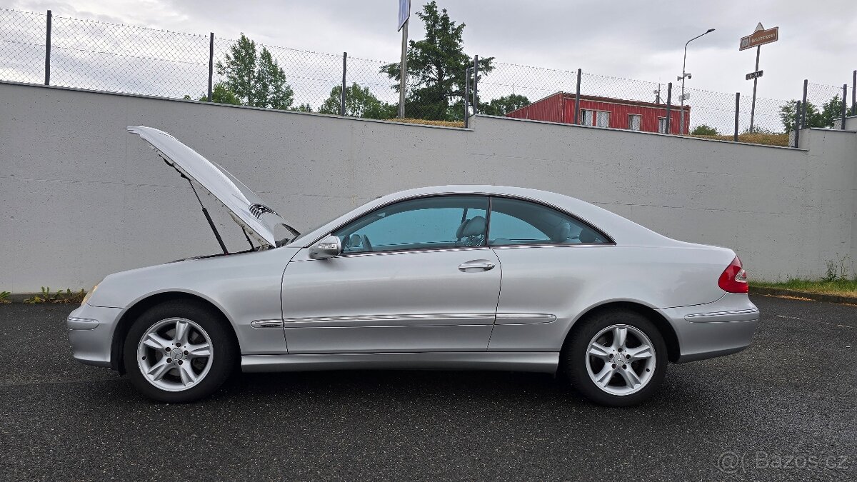 Mercedes-Benz CLK W209 270 CDI - 4