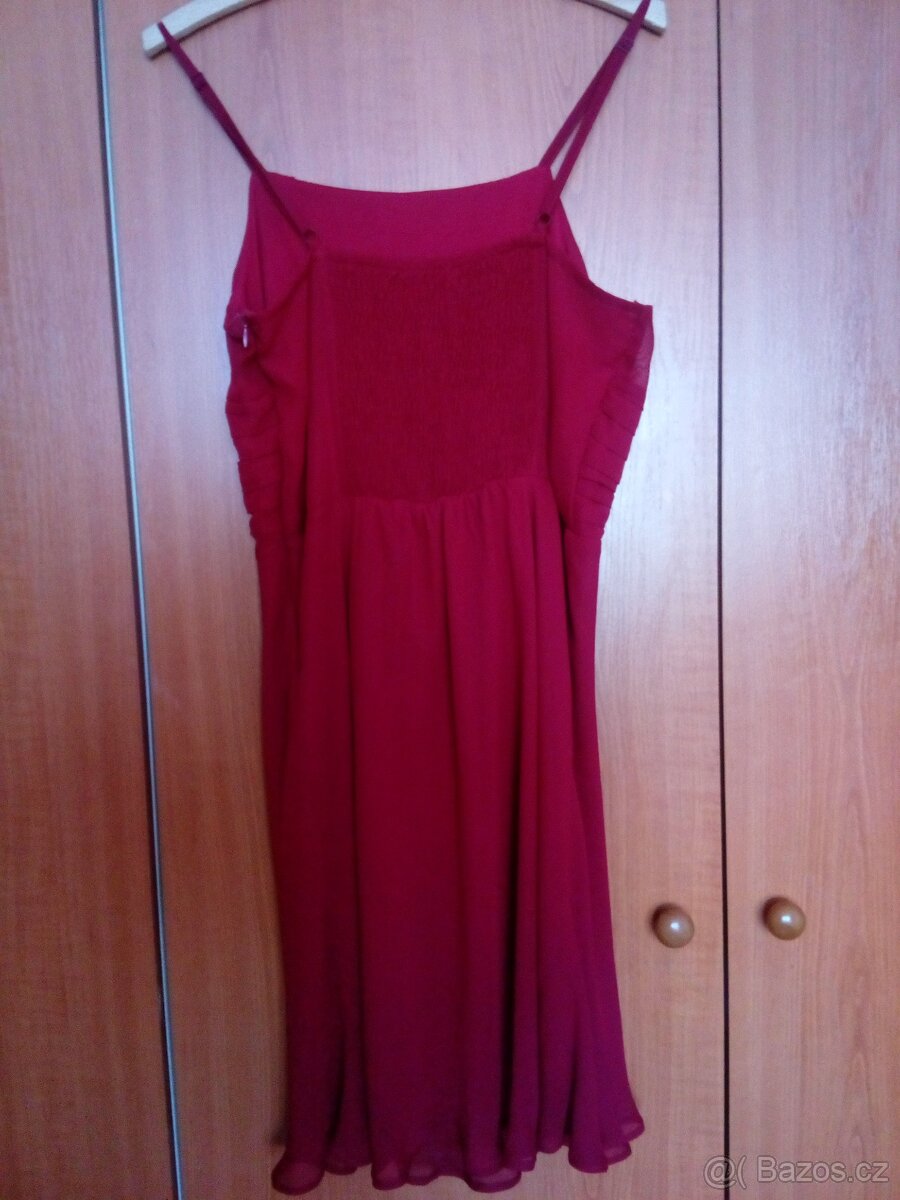Červené společenské šaty - 4