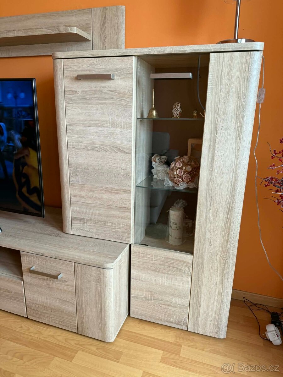 Prodám obývací stěnu (dub sonoma) - 320cm - 4