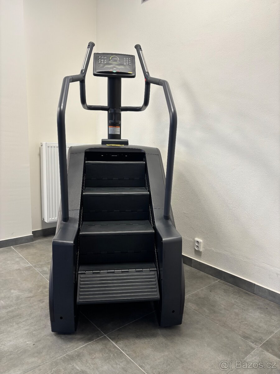 Technogym 1000 LED step - 4