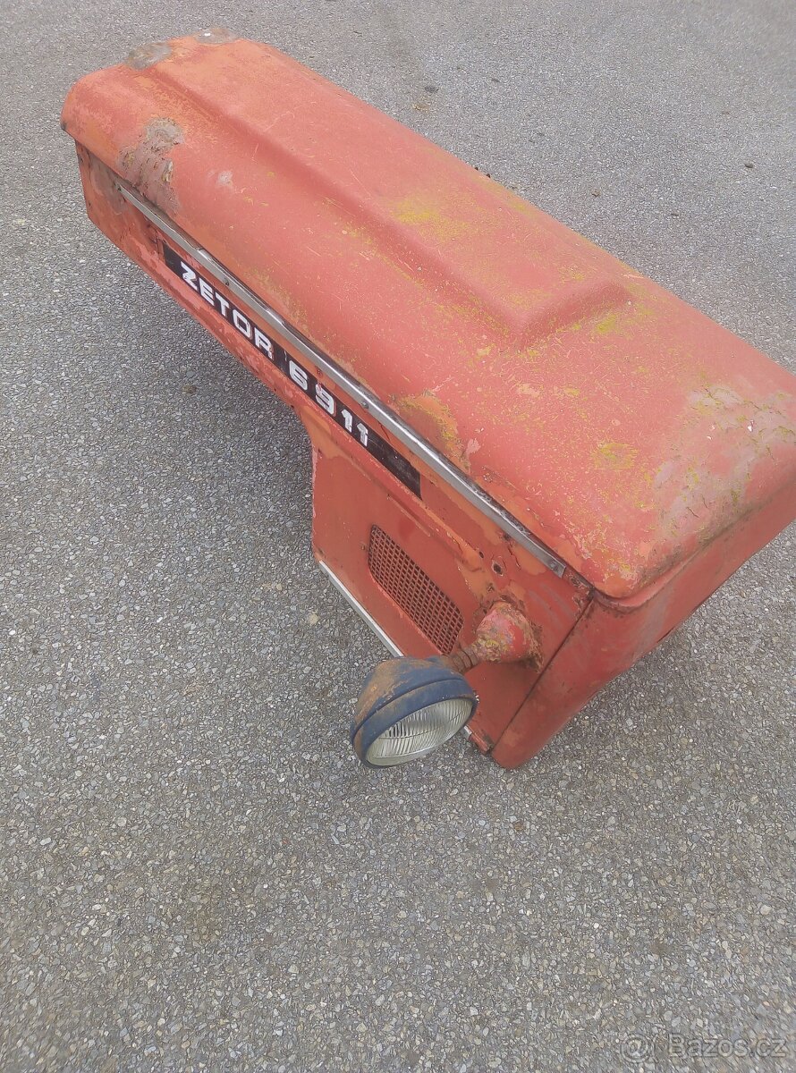 Kapota Zetor 4 válec - 4