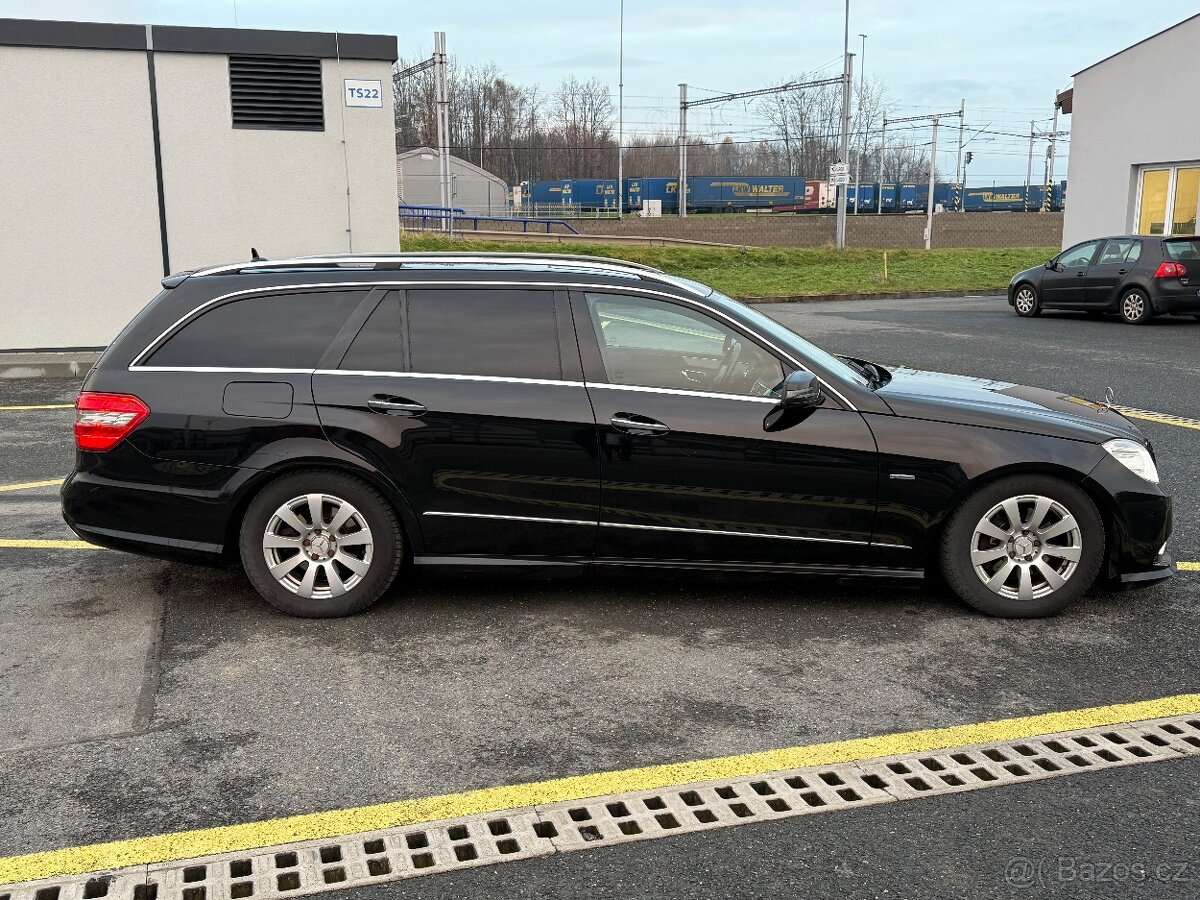 Mercedes-Benz E350 CDI W212 • 170 kW • AMG paket • Panorama - 4