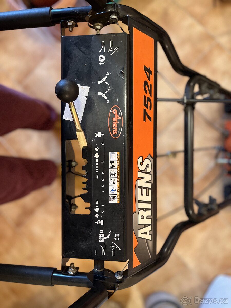 Fréza na sníh ARIENS - 4