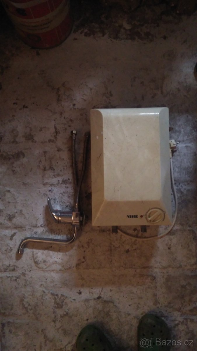 Průtokový ohřívač NIBE - 4