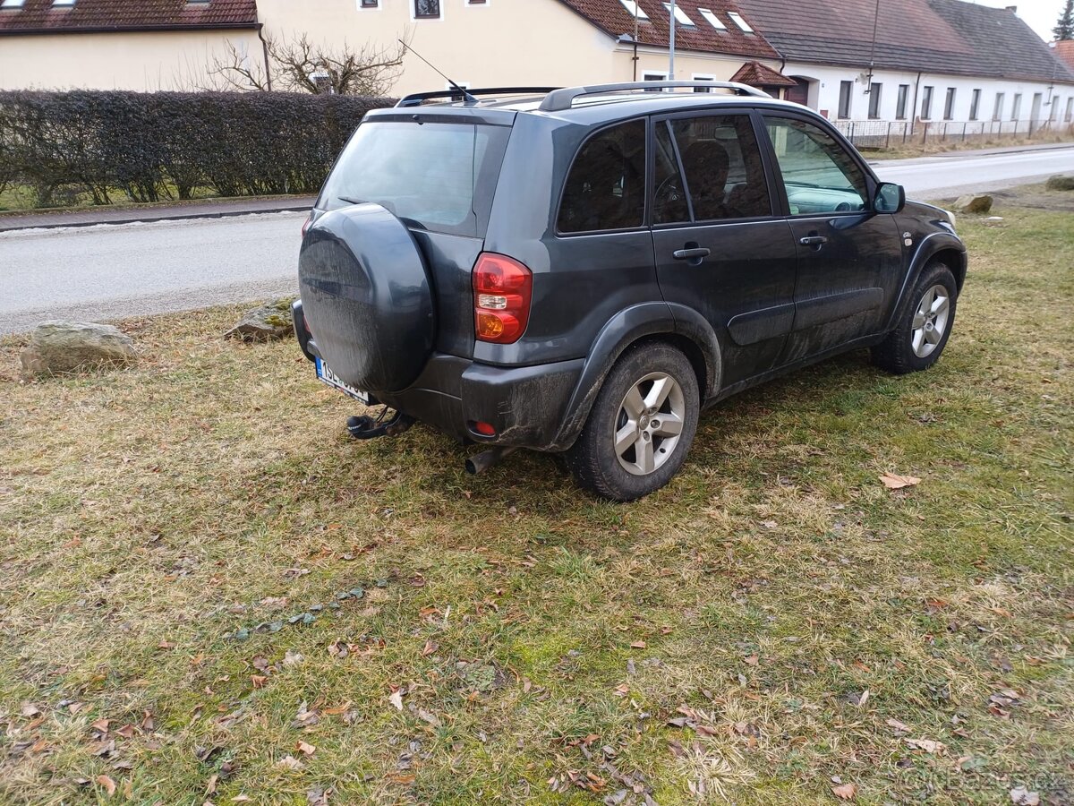 Toyota Rav 4 2.0D D4D - 4