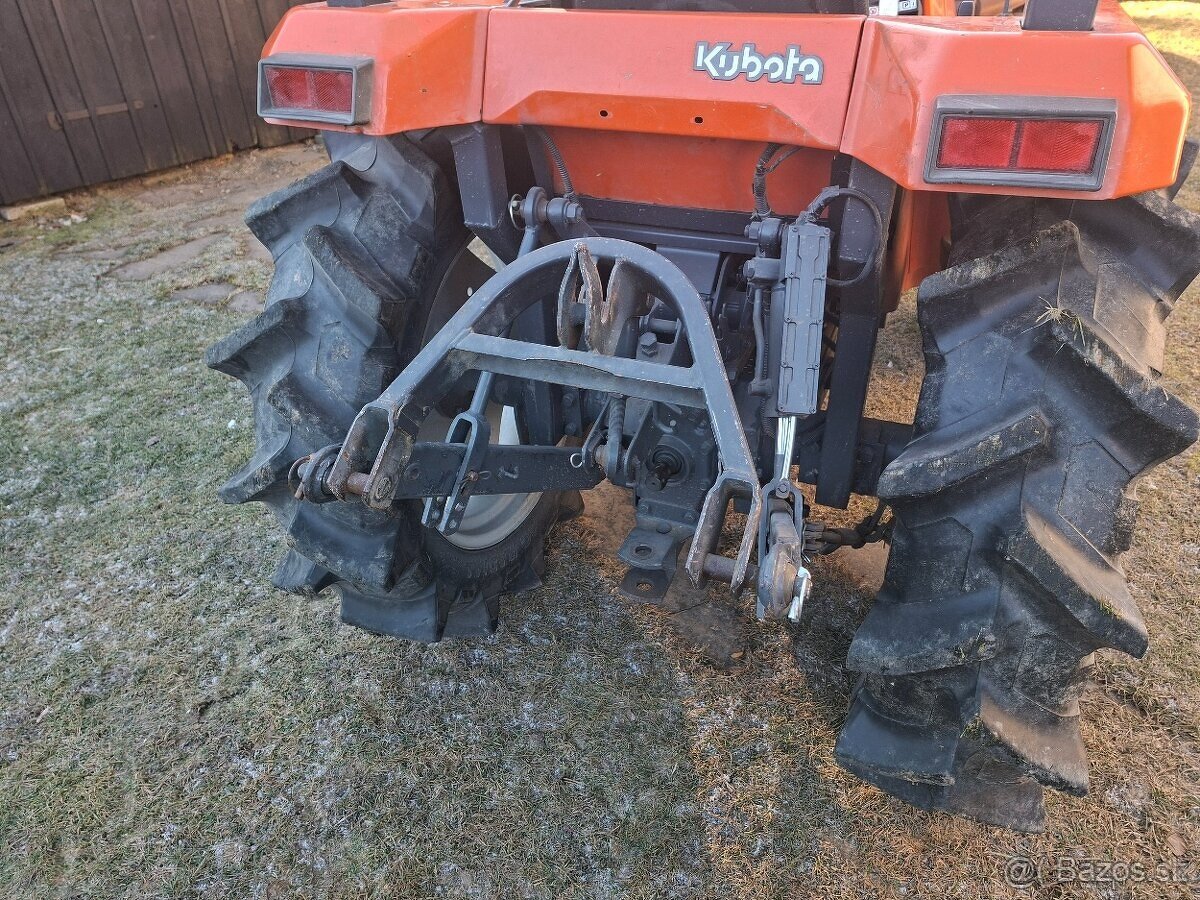 Kubota saturn x24 - 4