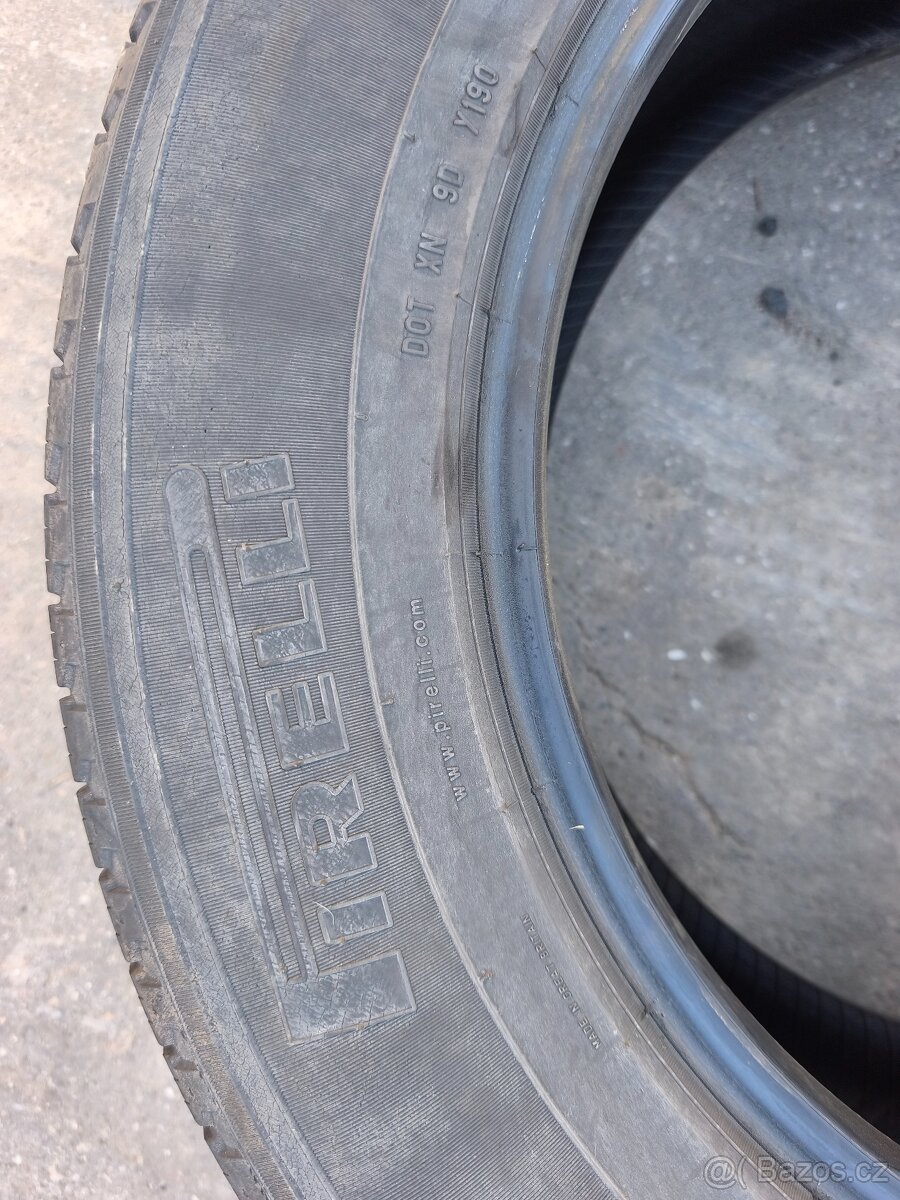 235/65 R18 Pirelli - 4