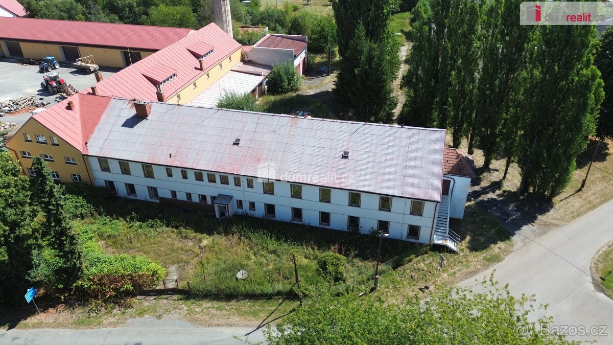 Komerční nemovitost Zálezly - 4