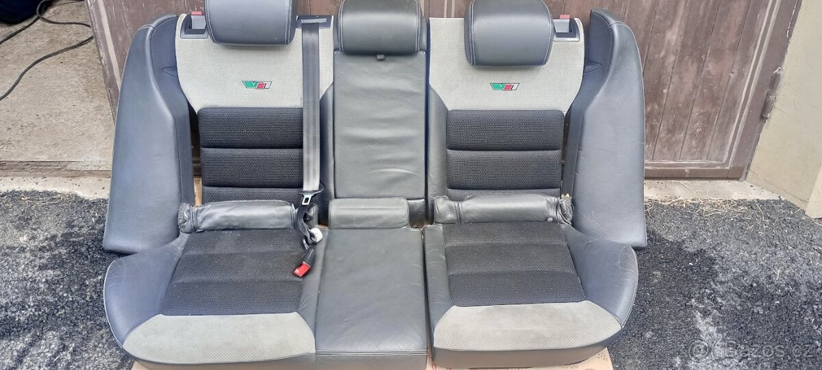 Škoda Octavia 2 kombi RS sedačky - 4