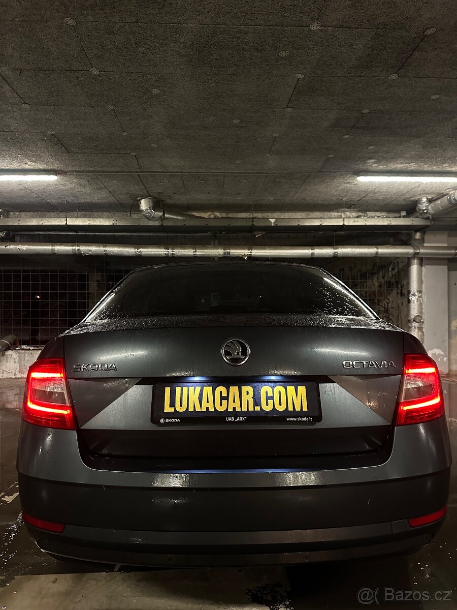 ŠKODA OKTAVIA DSG 2022 1.9 TDi - 4
