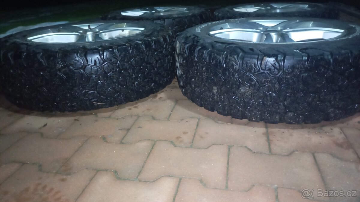 BF Goodrich 225/65 r 17 - 4