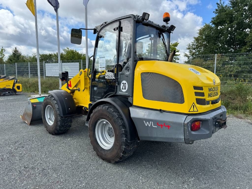 Kolový nakladač Wacker Neuson WL 44 - 4