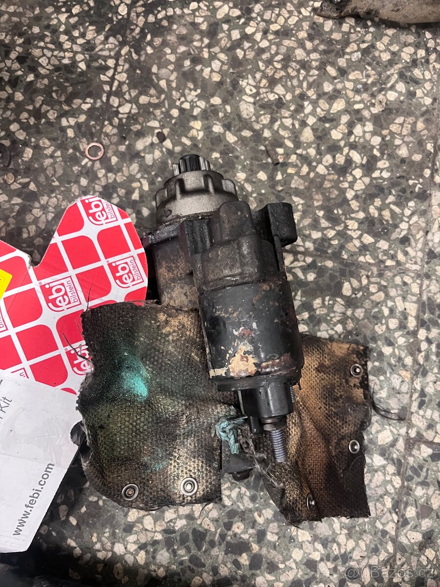 Díly touareg 2.5tdi 128kw - 4