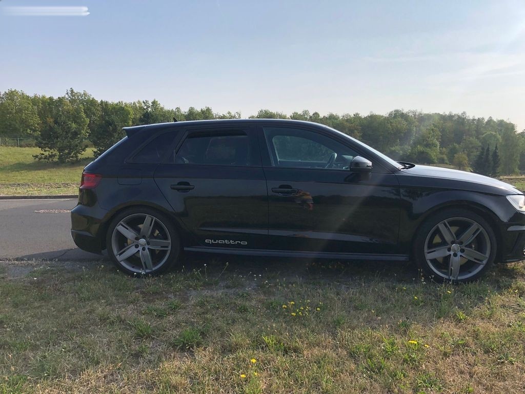 AUDI S3, MANUÁL - 4