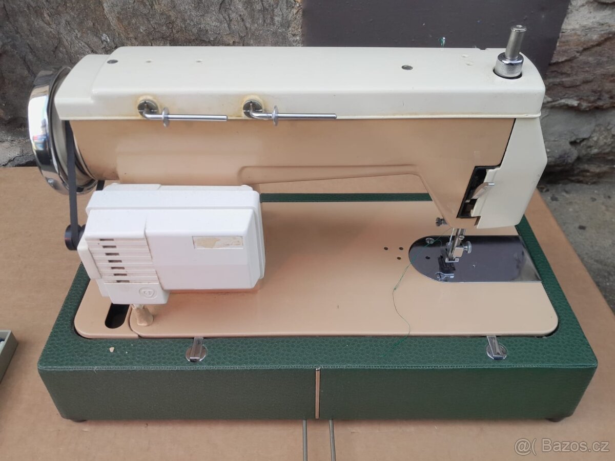 Šicí stroj Lucznik - 4