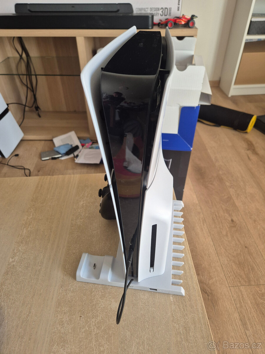 PS 5 Slim s mechanikou - 4