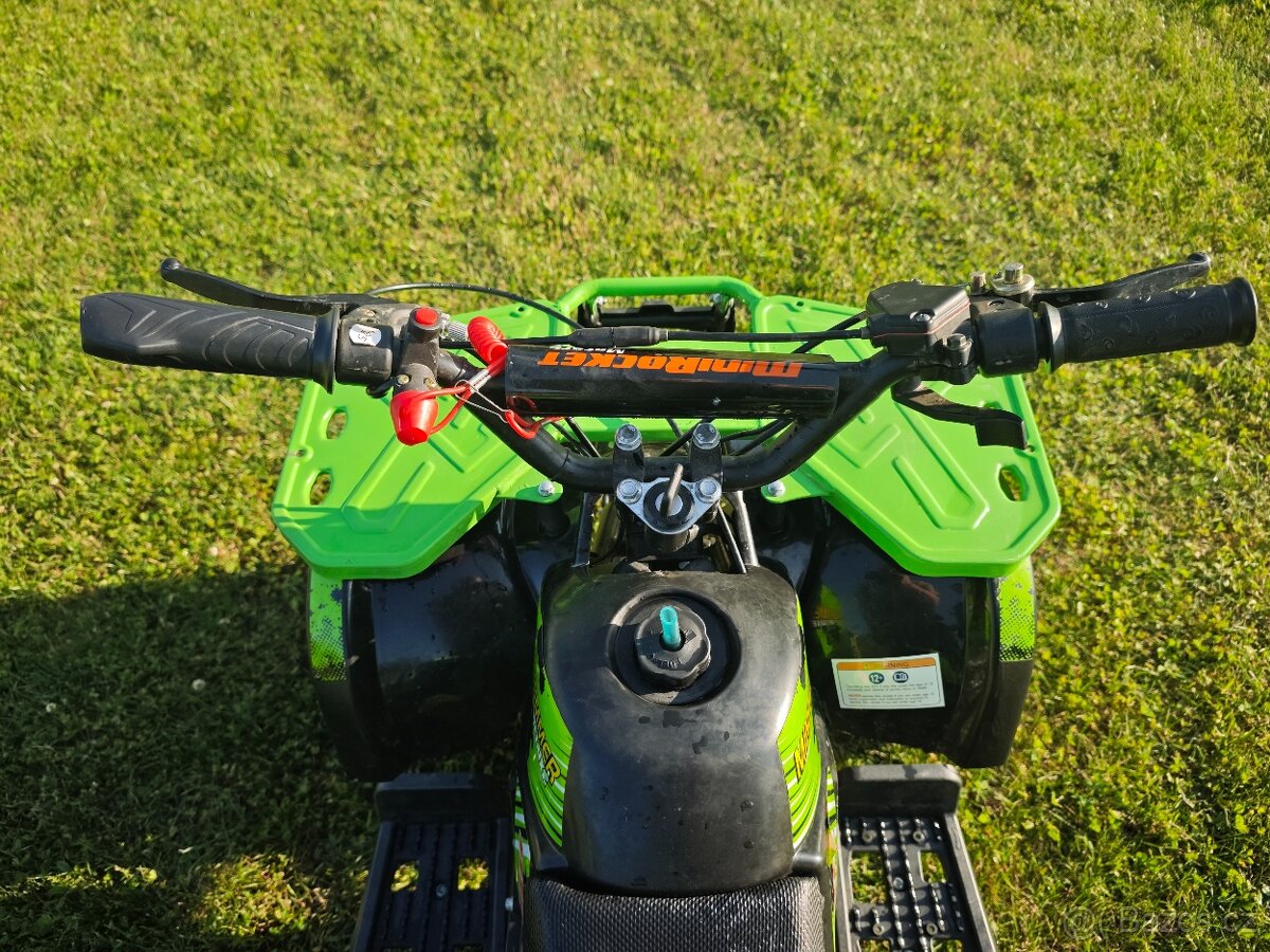Dětská čtyřkolka 49ccm