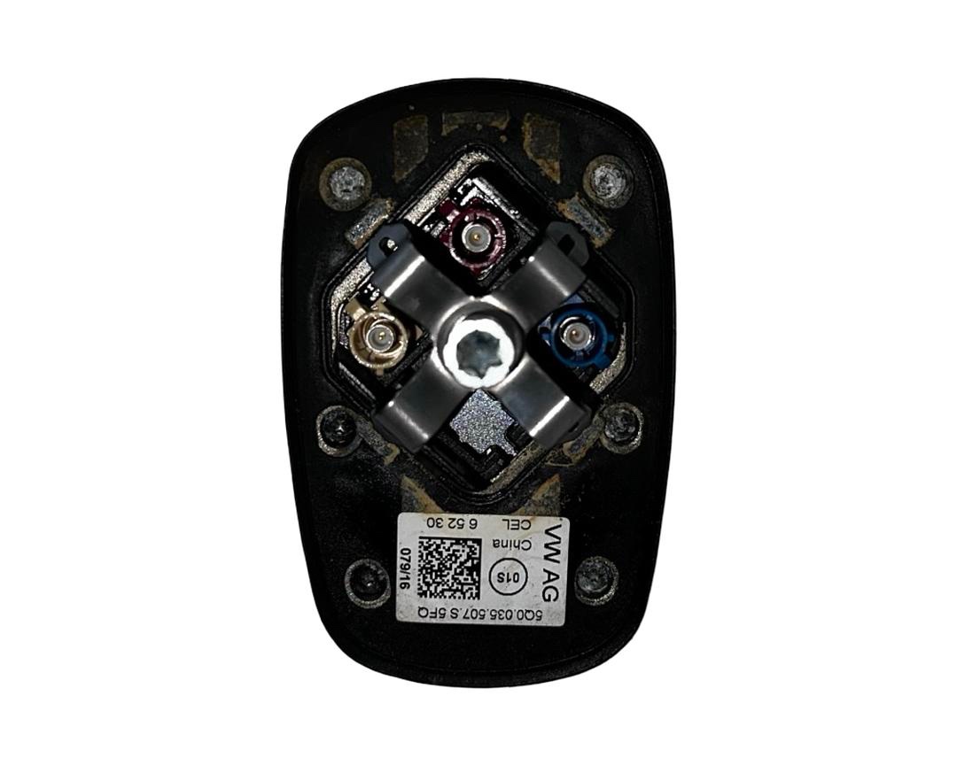 Anténa střešní žralok 5Q0035507S VW Passat B8 r.v. 2017 - 4